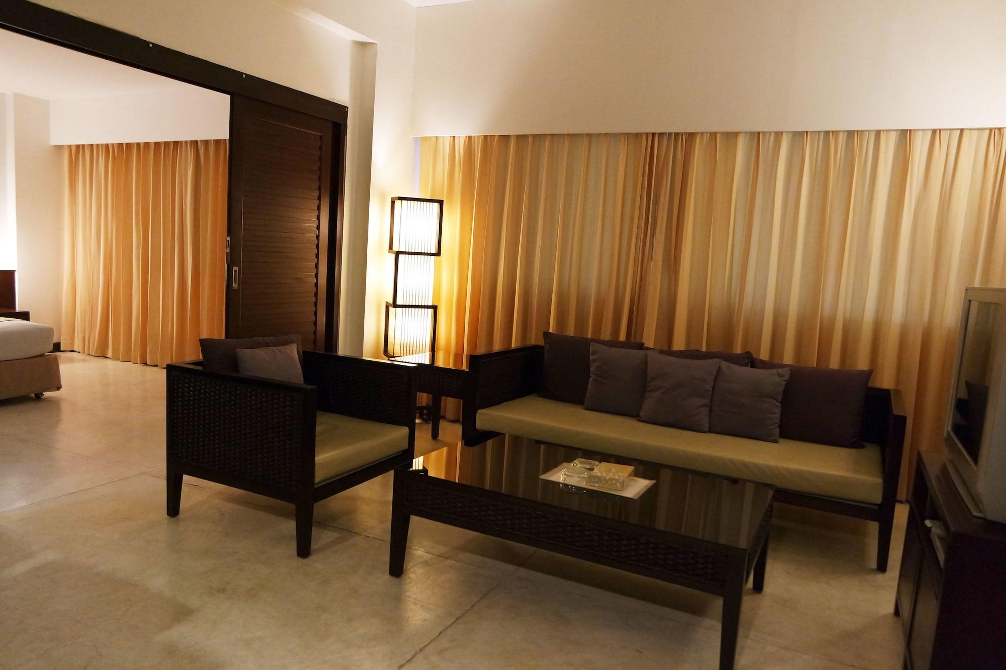 Grand Hotel Pattaya Luaran gambar